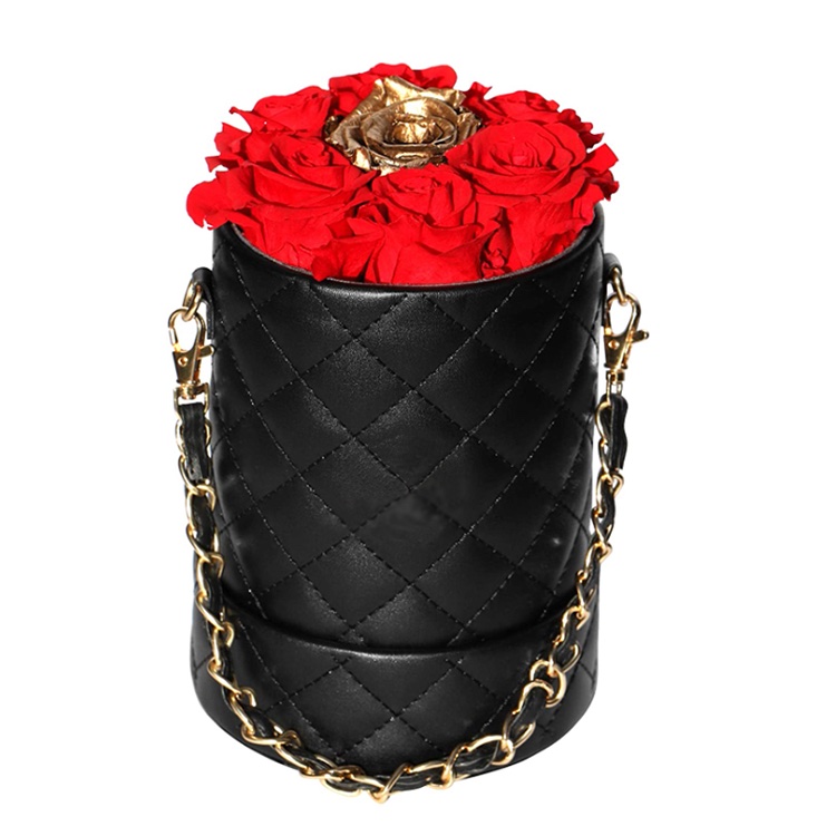 Boîte à fleurs en cuir